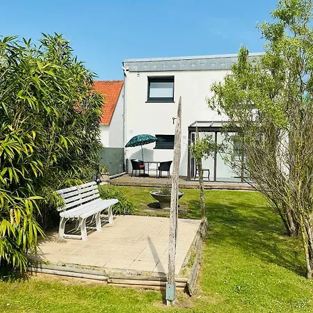 T2 Rdc Cosy Avec Exterieur Et Parking Cote Jardin *
